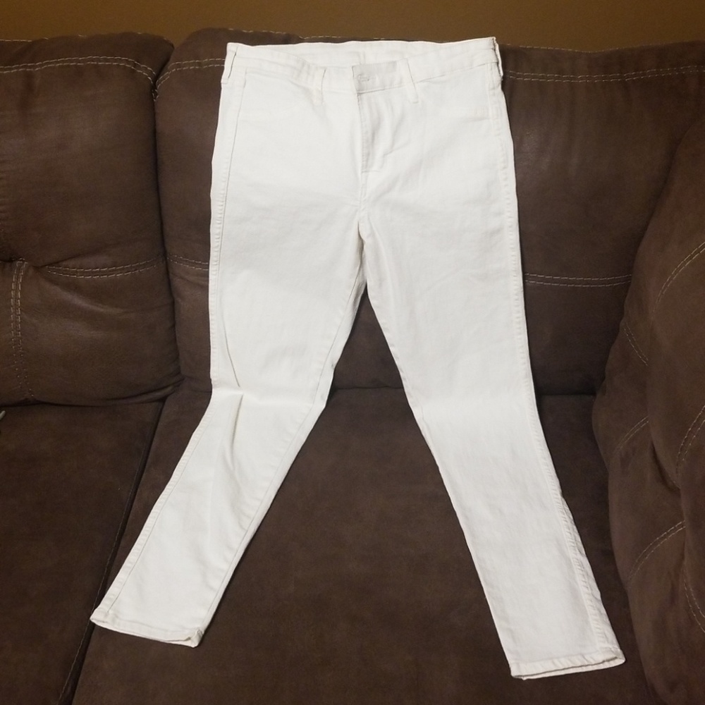 White Jeans